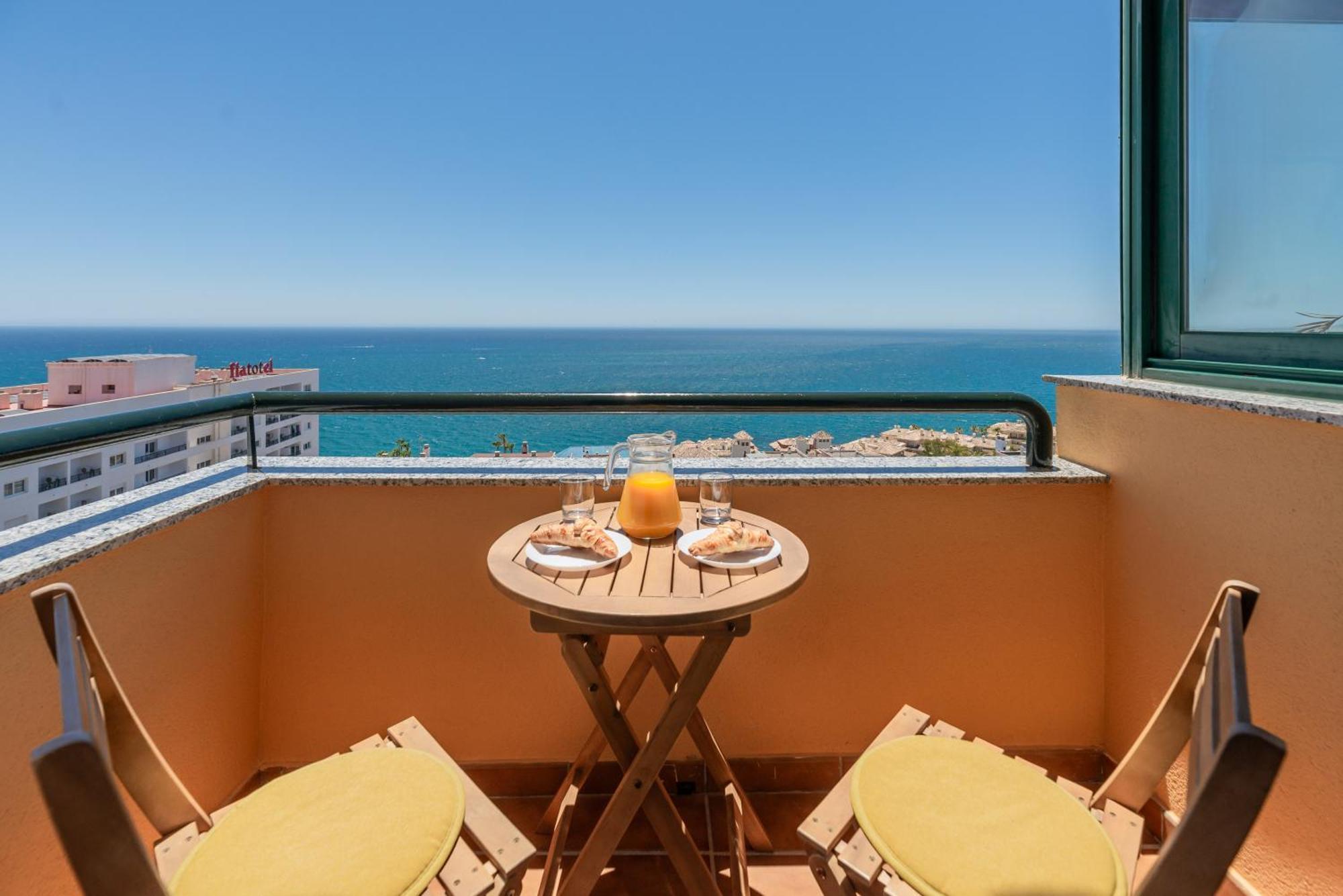 Luxury 4Bdr Penthouse With Sea Views Apartment เบนัลมาเดนา ภายนอก รูปภาพ